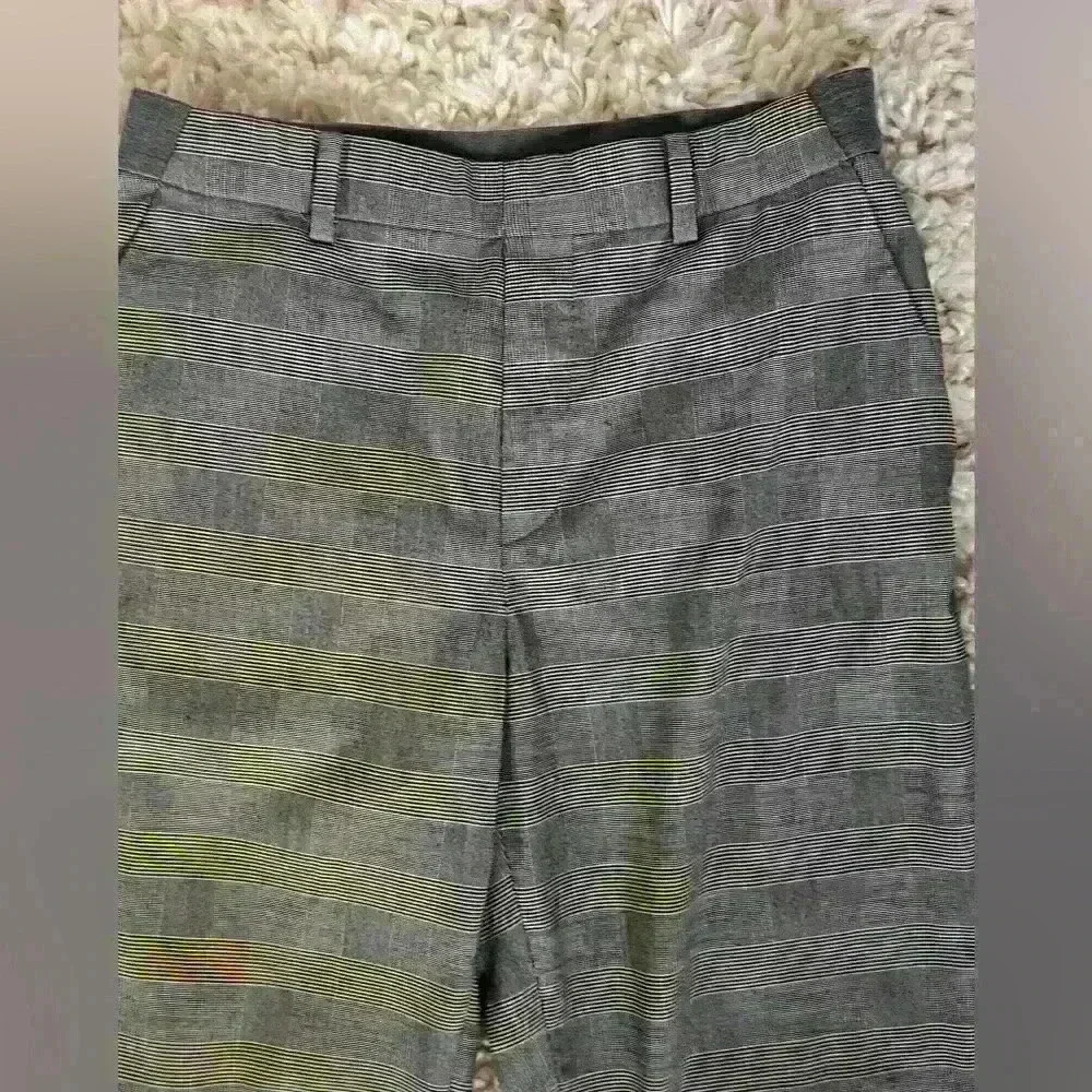 Uniqlo Gray Women’s Work Pants